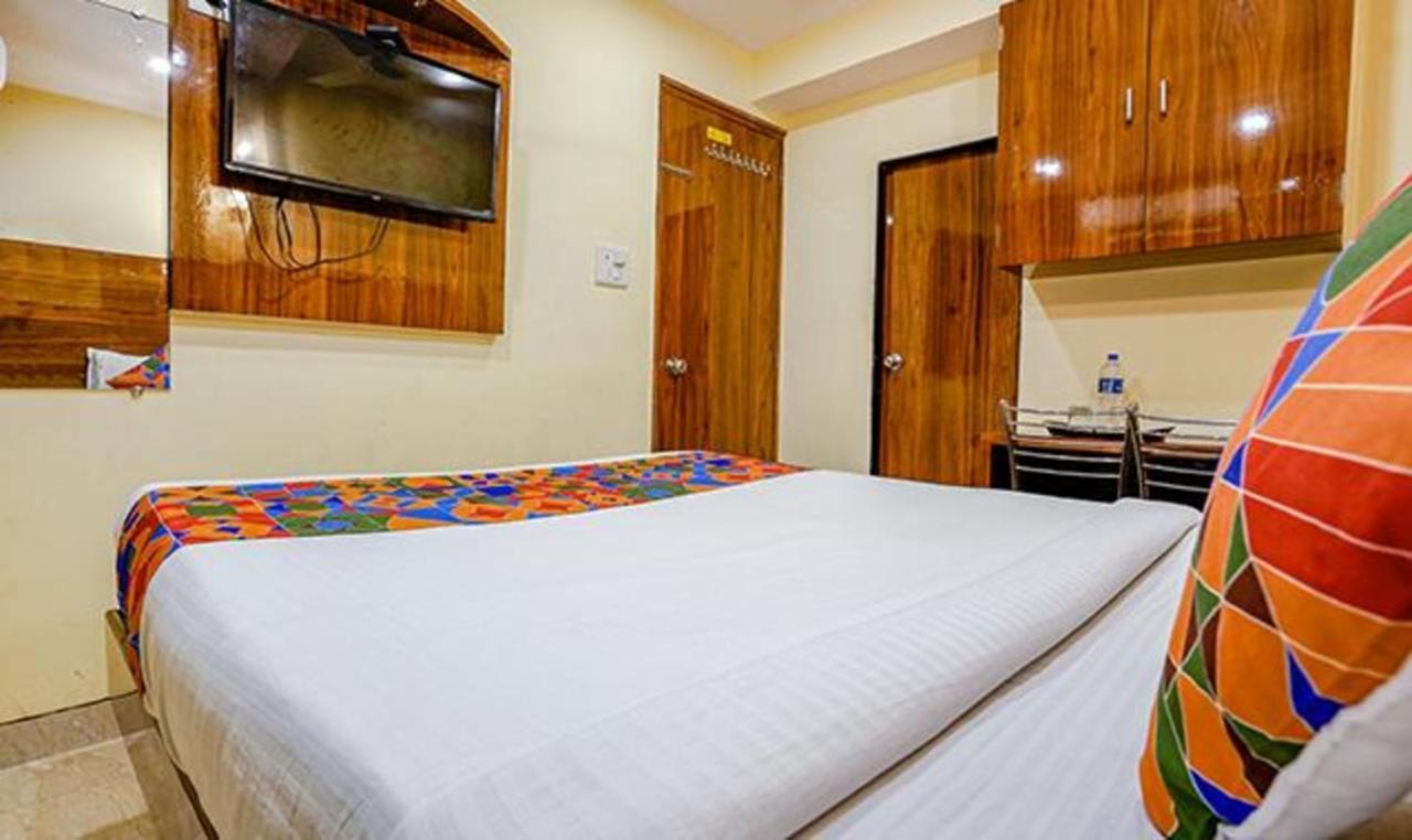 Fabexpress Royal Park I Hotel Mumbai Exterior photo